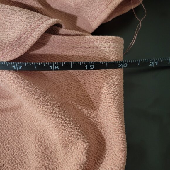 Pink Off‑The‑Shoulder Ruffle Blouse - Picture 5 of 10